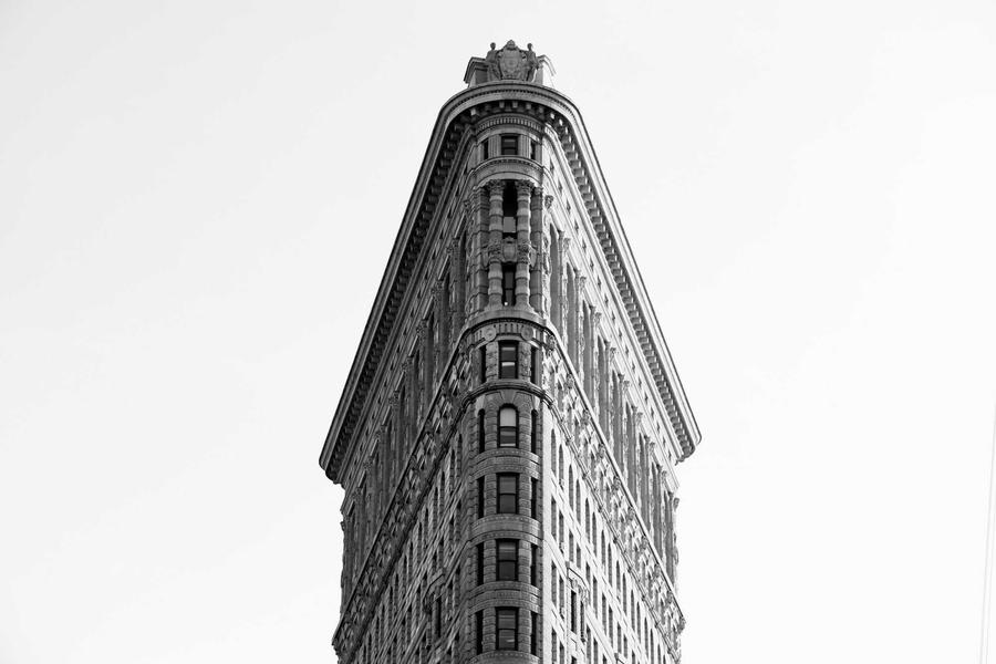 Four halls · 2,800 beds